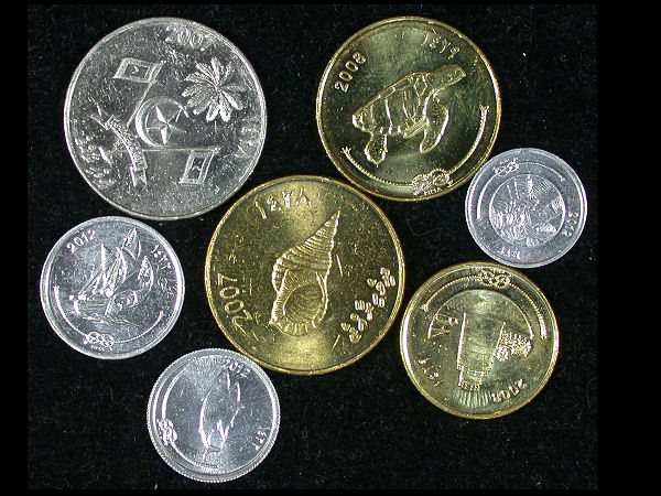 Maldives Set of 7 Coins